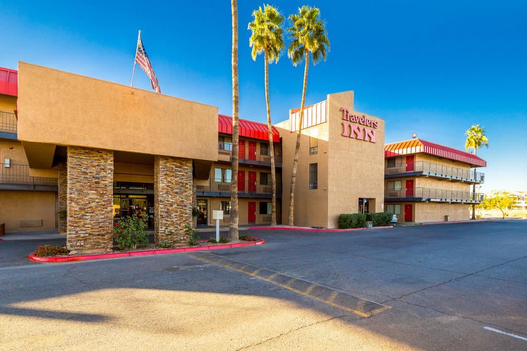 Photo of Buildings in Estrella