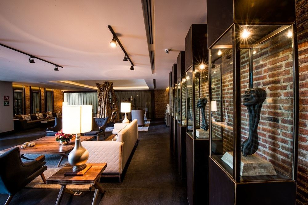 Photo of Livingroom in Financial District