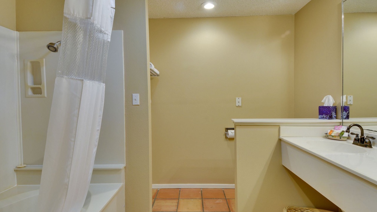 Photo of Bathroom in Rancho Viejo