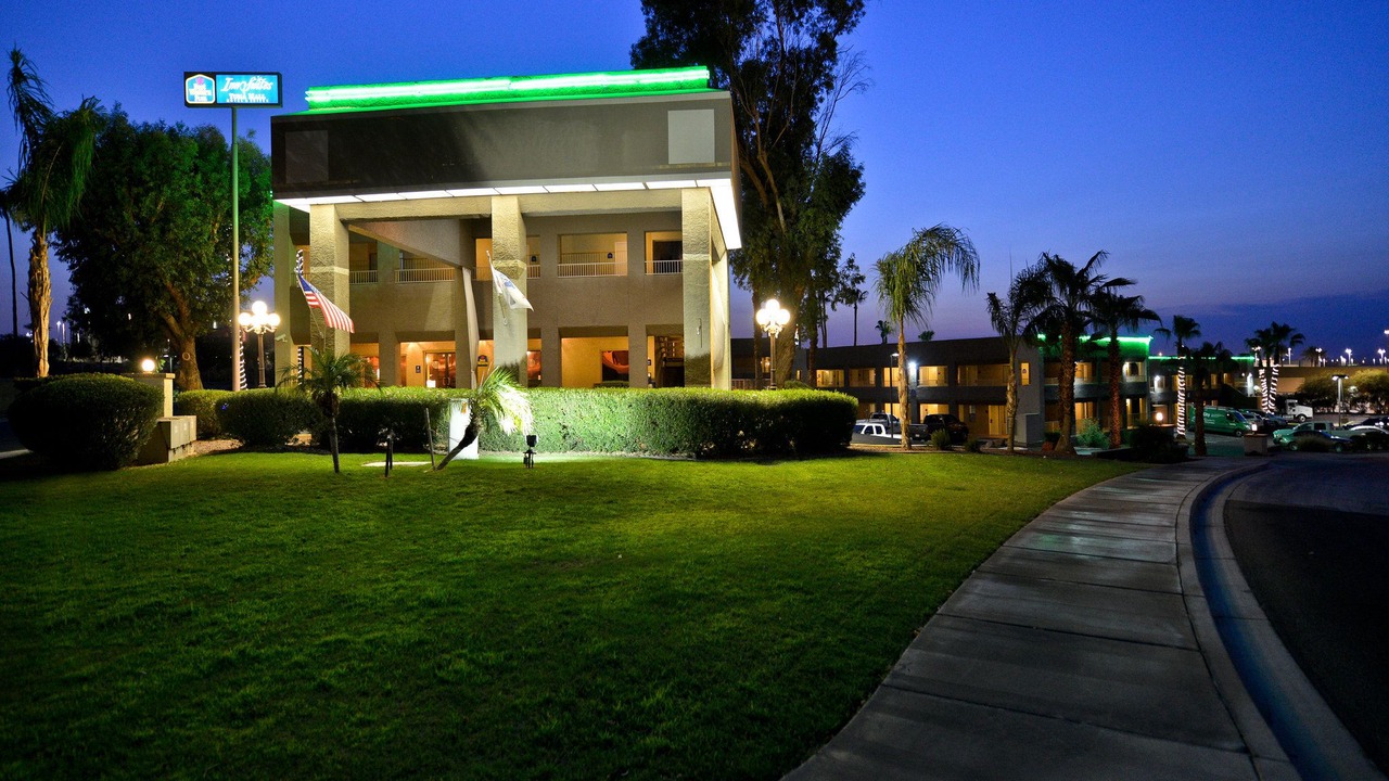 Photo of Buildings in Yuma