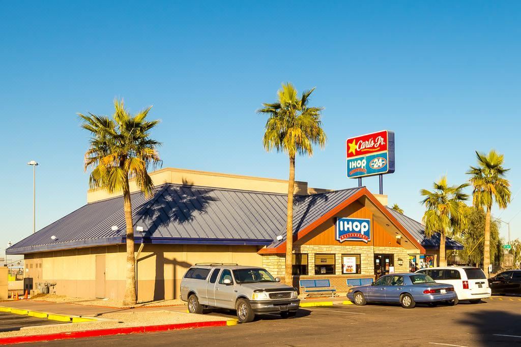 Photo of Buildings in Estrella