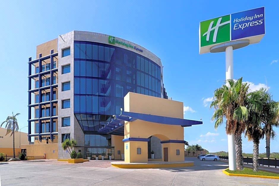 Photo of Buildings in Nuevo Laredo