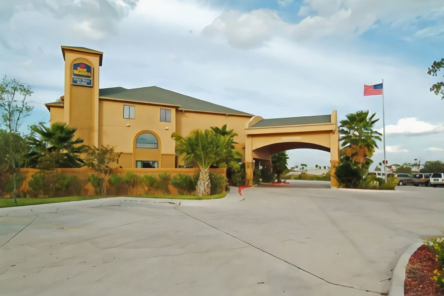 Photo of Buildings in Harlingen