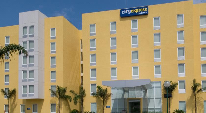Photo of Buildings in Leon