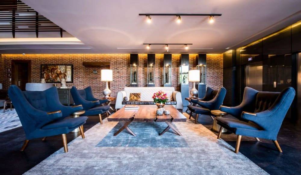 Photo of Livingroom in Financial District