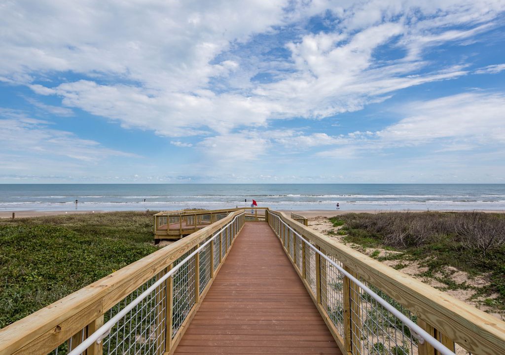 Photo of Patio Balcony in Laguna Vista