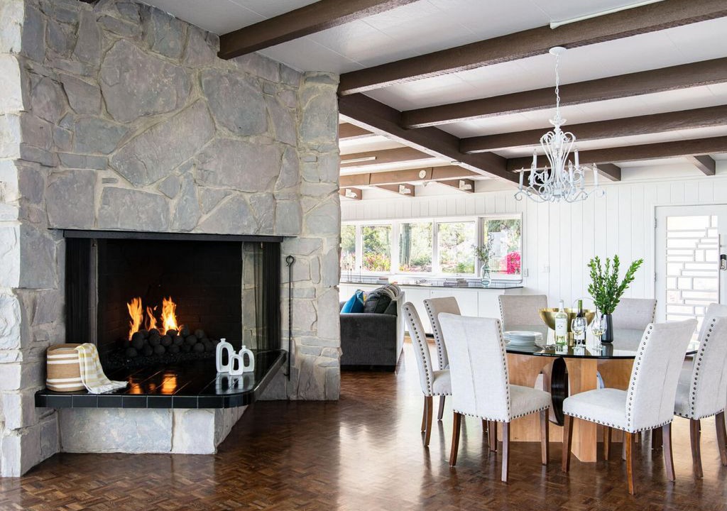 Photo of Livingroom in Camel Dale Properties
