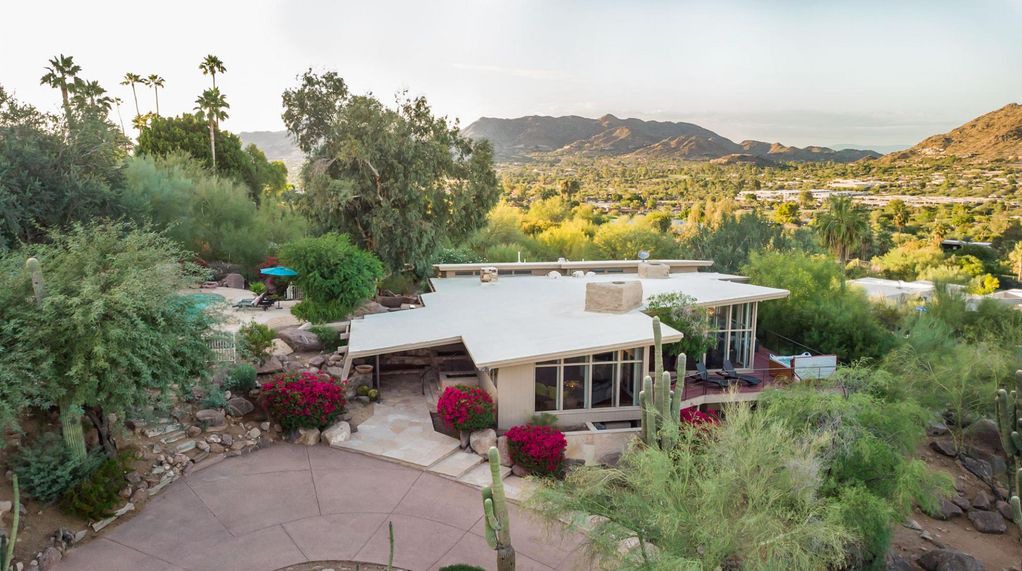 Photo of Buildings in Camel Dale Properties