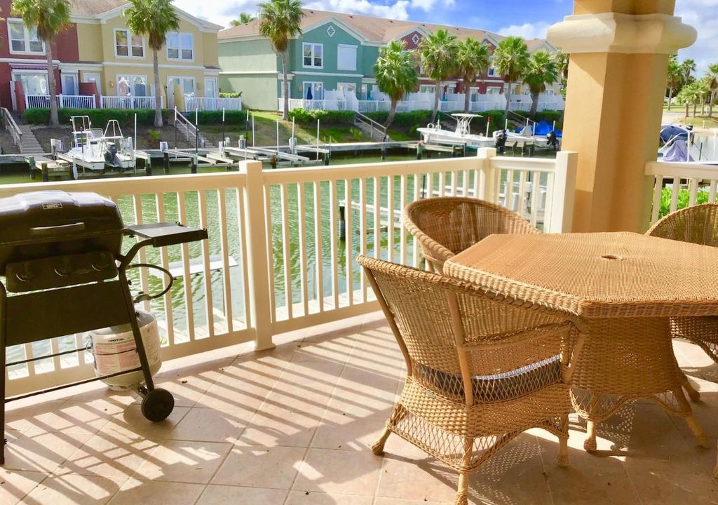 Photo of Patio Balcony in Laguna Vista