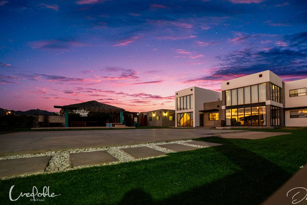 Photo of Outdoor in San Carlos