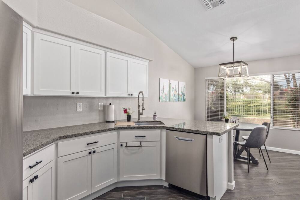 Photo of Kitchen in Estrella Mountain Ranch