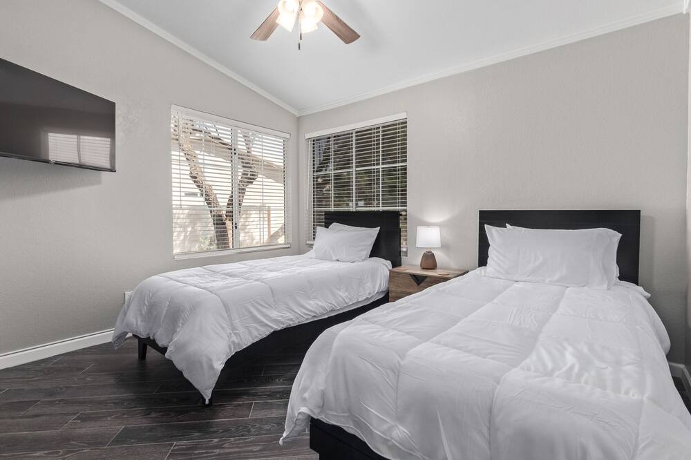 Photo of Bedroom in Estrella Mountain Ranch