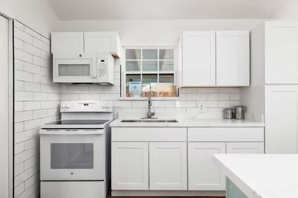 Photo of Kitchen in Mission