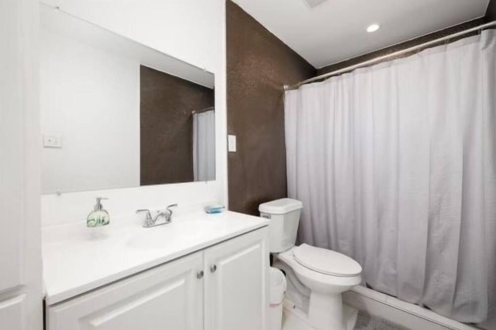 Photo of Bathroom in Mission