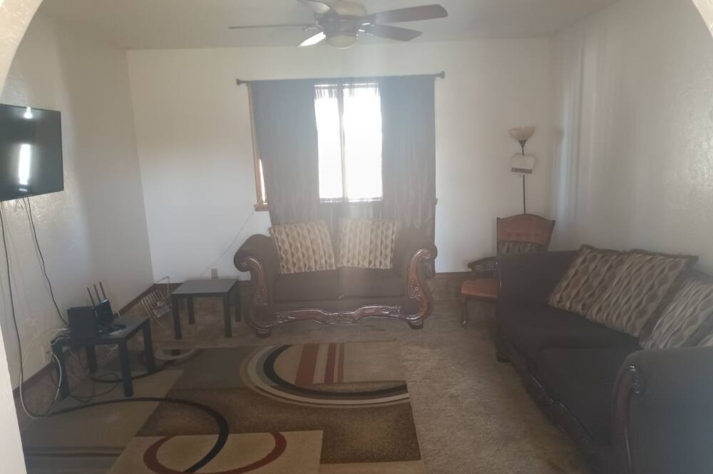 Photo of Livingroom in Yuma