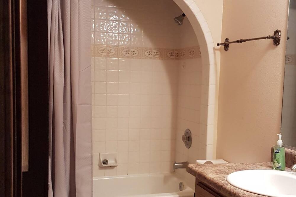Photo of Bathroom in Yuma