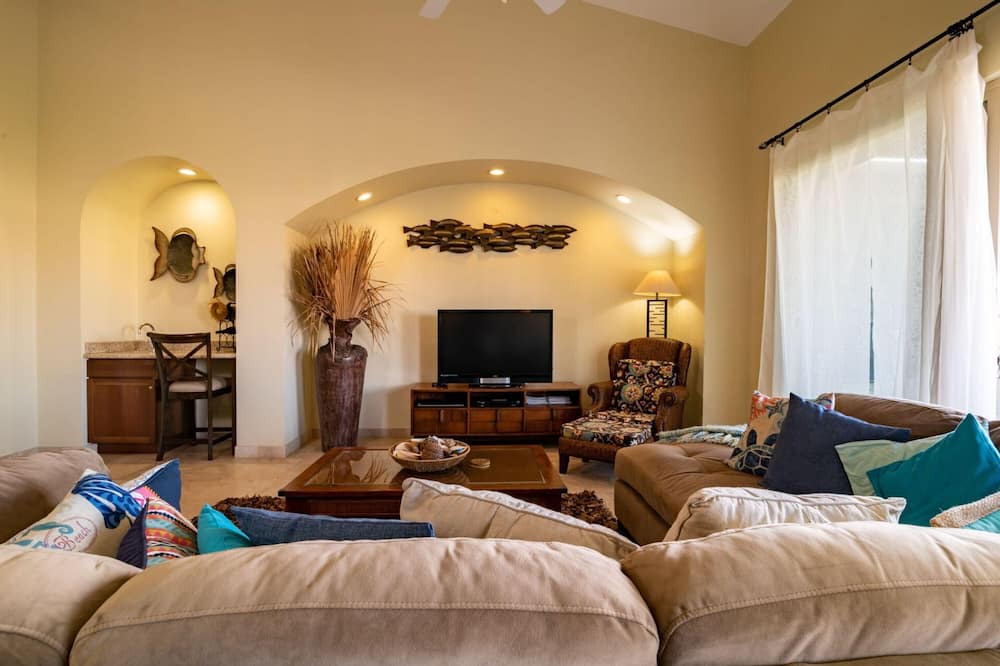 Photo of Livingroom in El Centenario