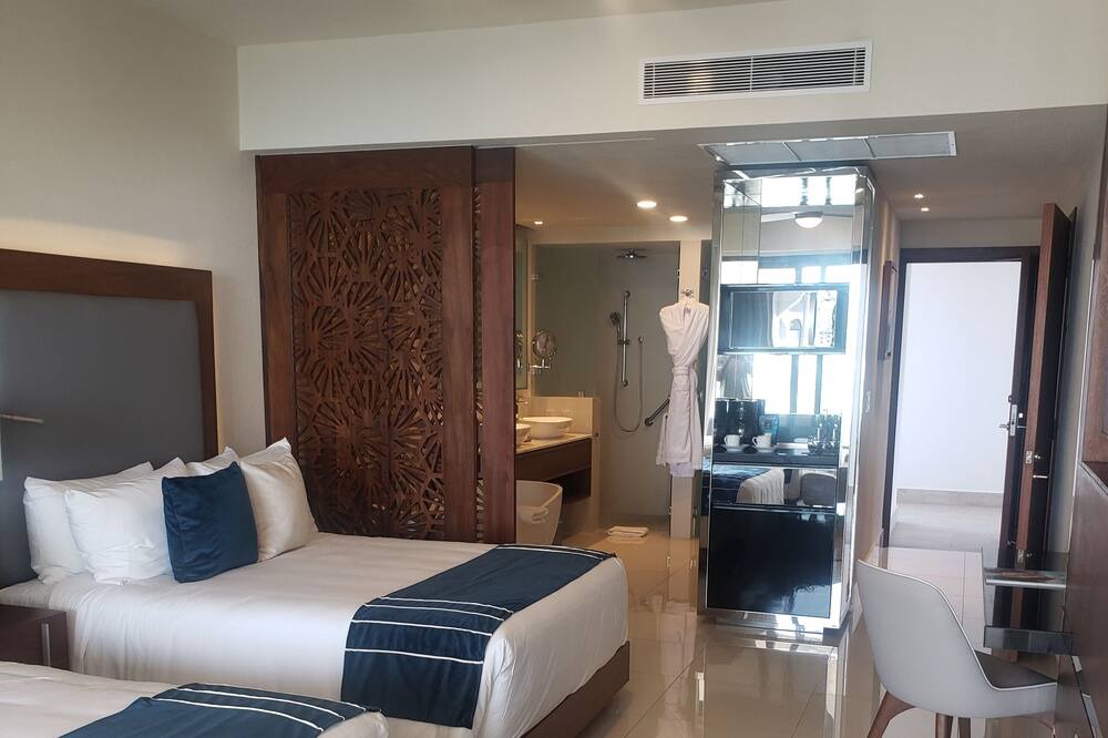 Photo of Bedroom in Santa Rosa