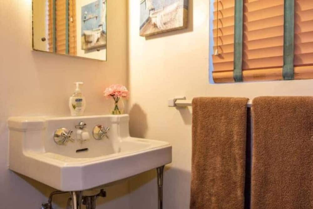 Photo of Bathroom in Tucson