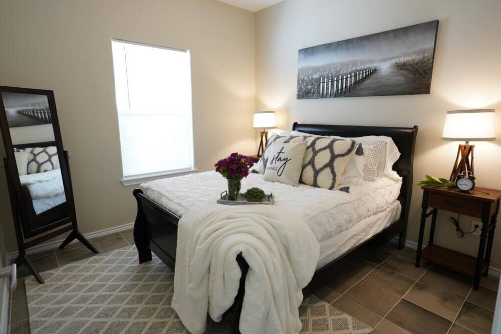 Photo of Bedroom in Mission