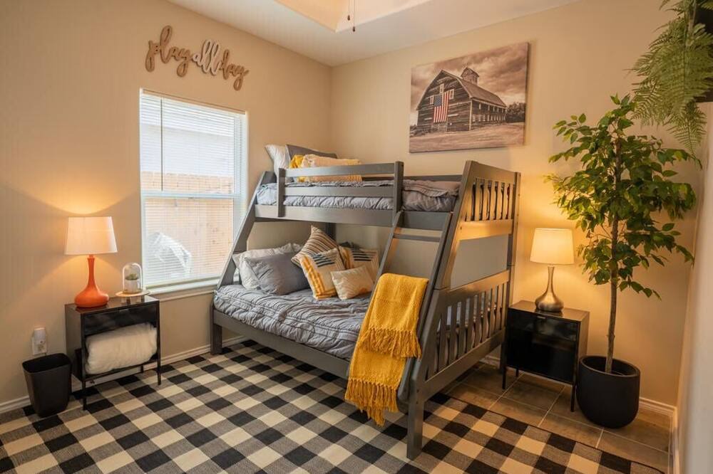 Photo of Bedroom in Mission