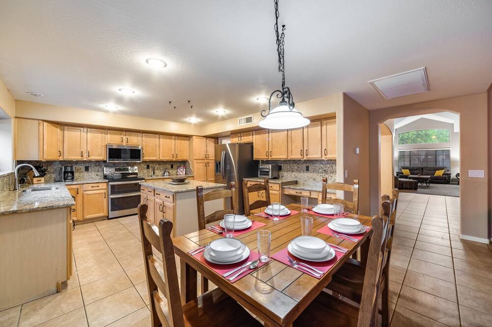 Photo of Kitchen in Canyon Trails