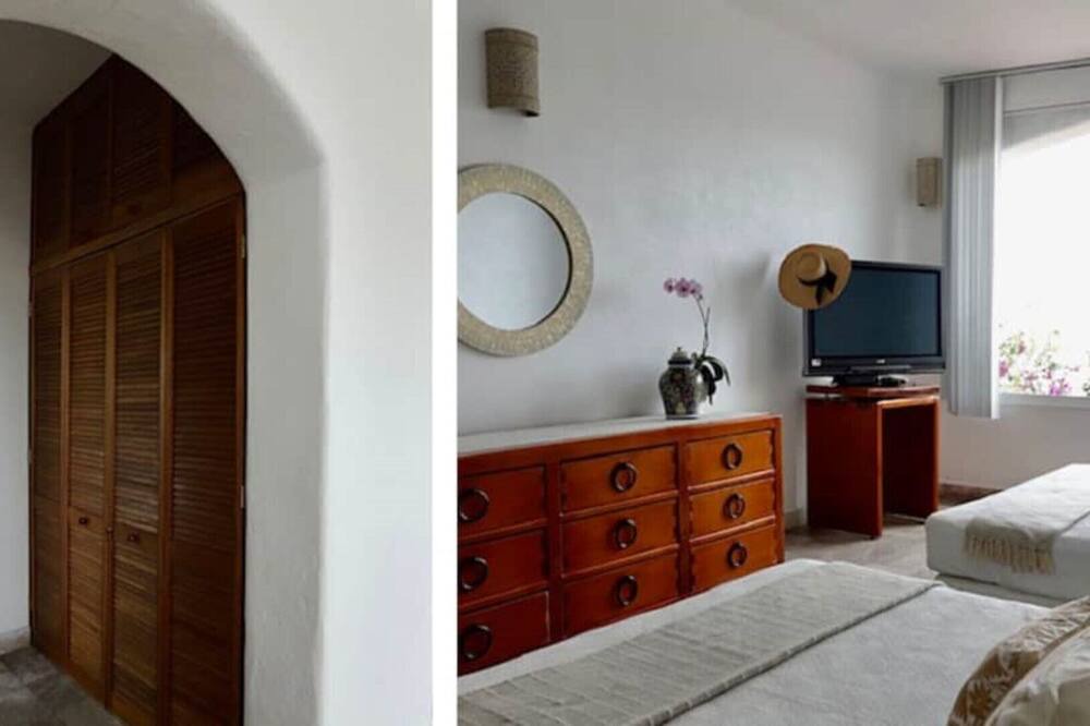 Photo of Bedroom in Las Brisas