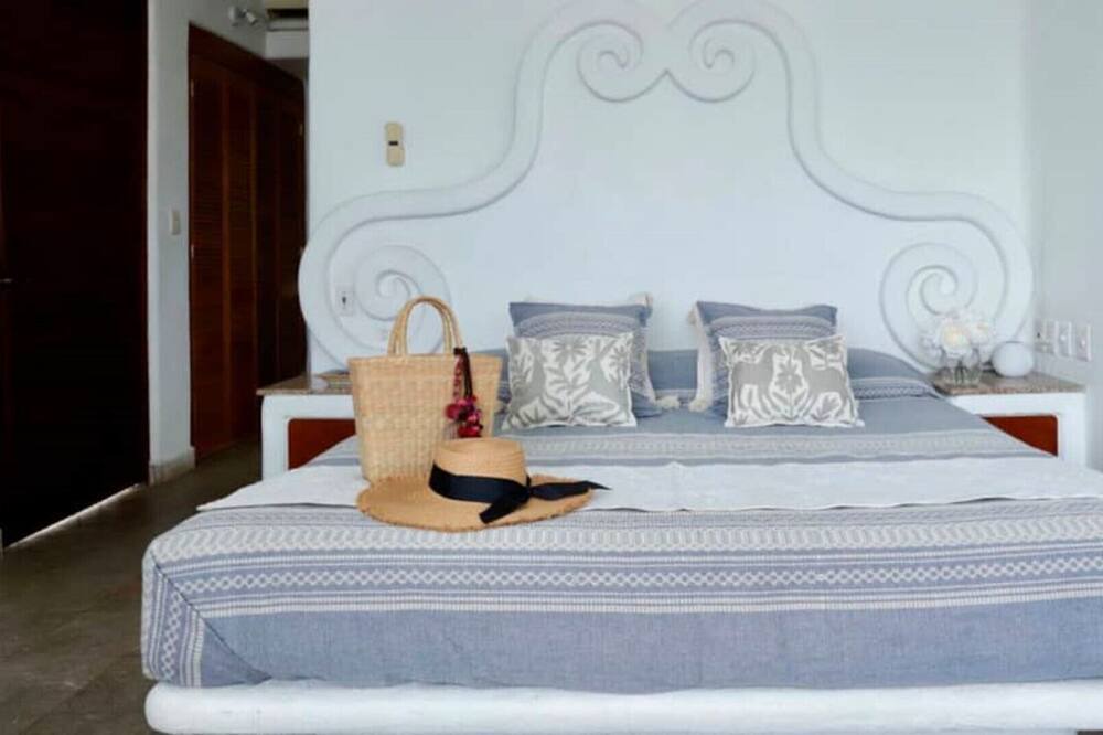 Photo of Bedroom in Las Brisas