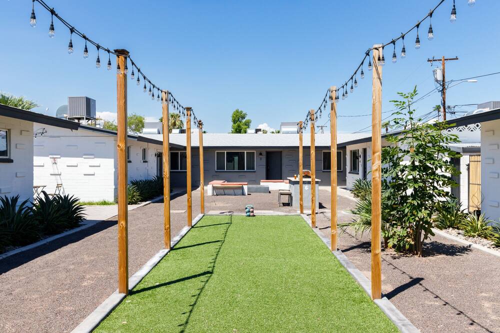 Photo of Outdoor in Entertainment District