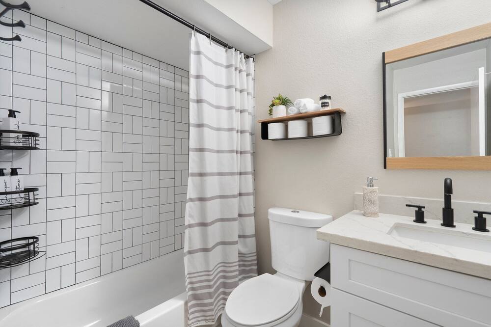 Photo of Bathroom in Dobson Ranch