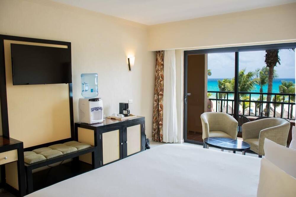Photo of Bedroom in Playacar Fase II