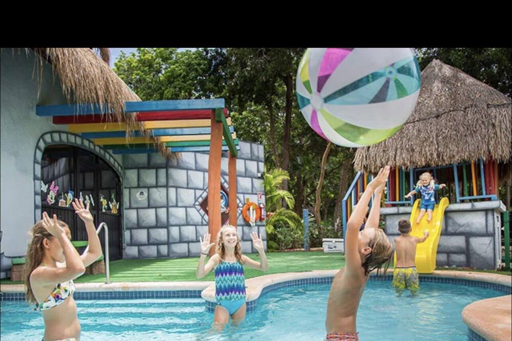 Photo of Others in Playacar Fase II