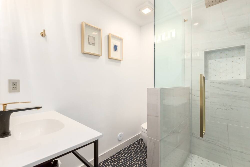 Photo of Bathroom in Scottsdale Country Acres