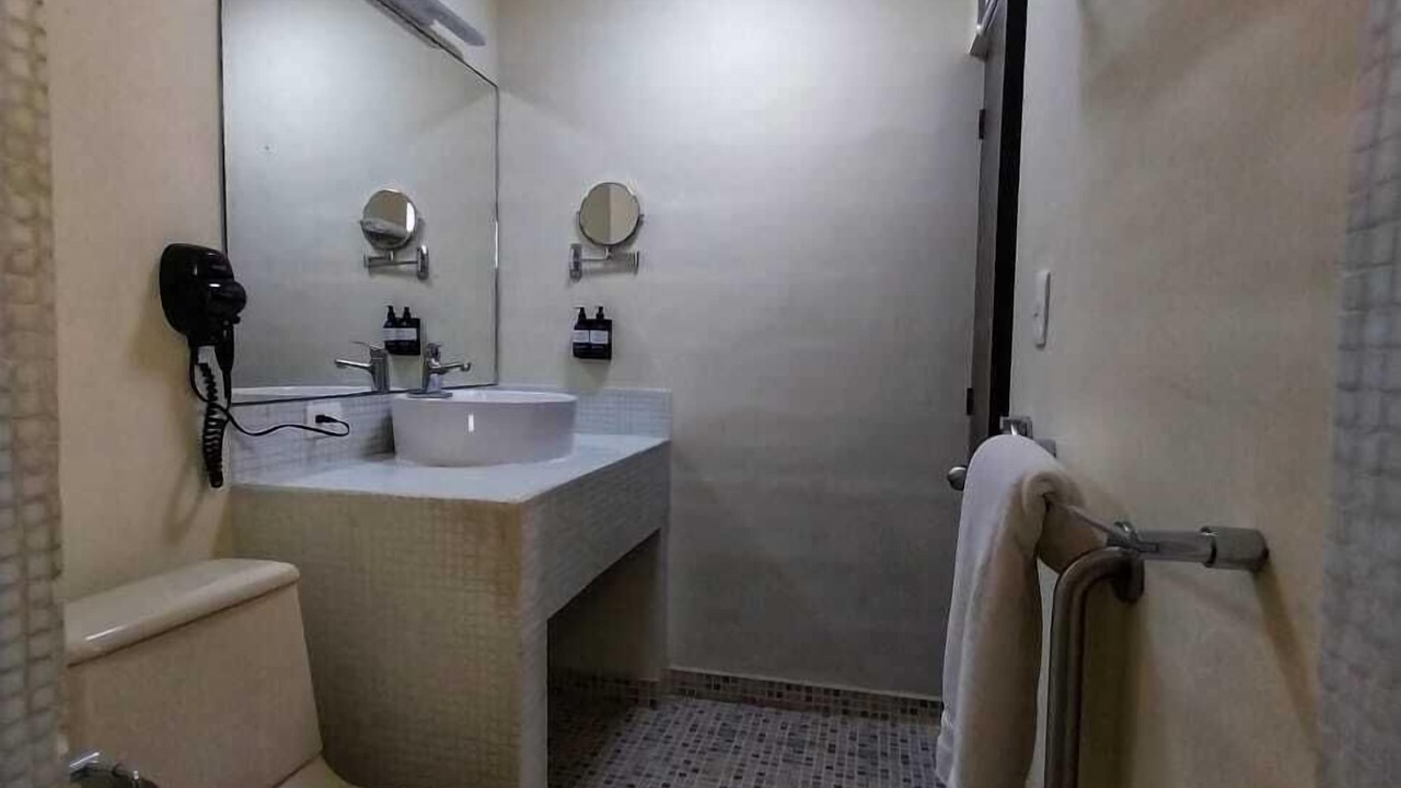 Photo of Bathroom in Zona Hotelera