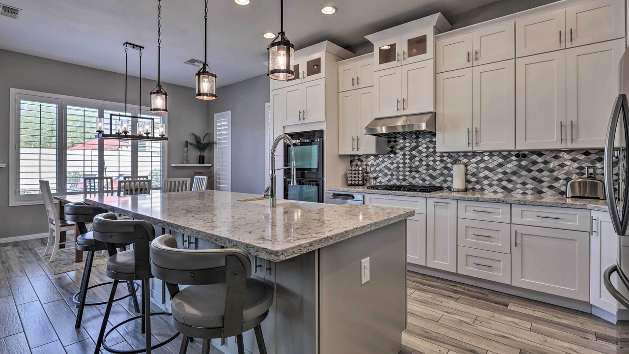 Photo of Kitchen in Montecito in Estrella