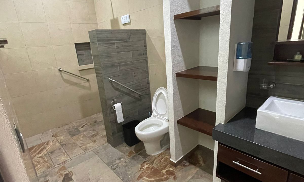 Photo of Bathroom in Centro