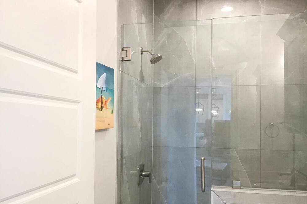 Photo of Bathroom in Laguna Vista