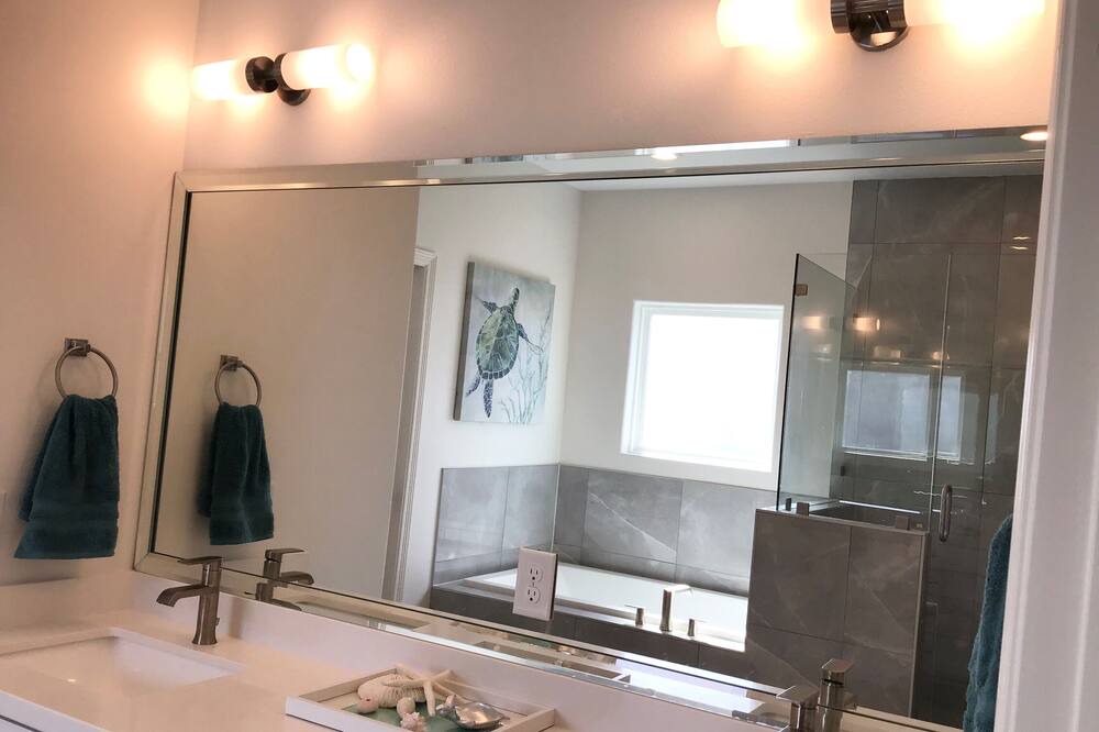 Photo of Bathroom in Laguna Vista