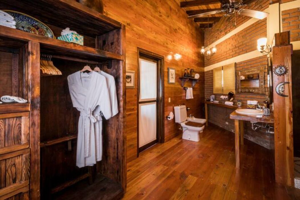 Photo of Bathroom in Esterito