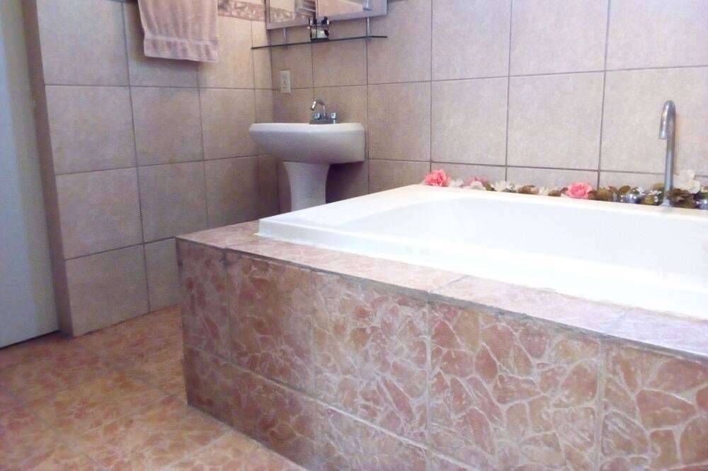 Photo of Bathroom in Ensenada