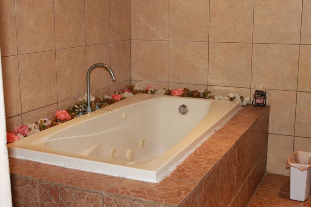 Photo of Bathroom in Ensenada