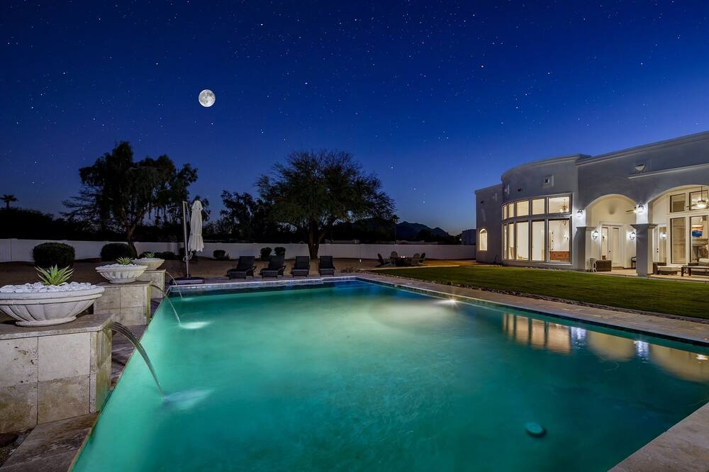 Photo of Outdoor in Country Club Acres