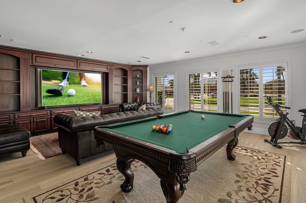 Photo of Bedroom in Country Club Acres