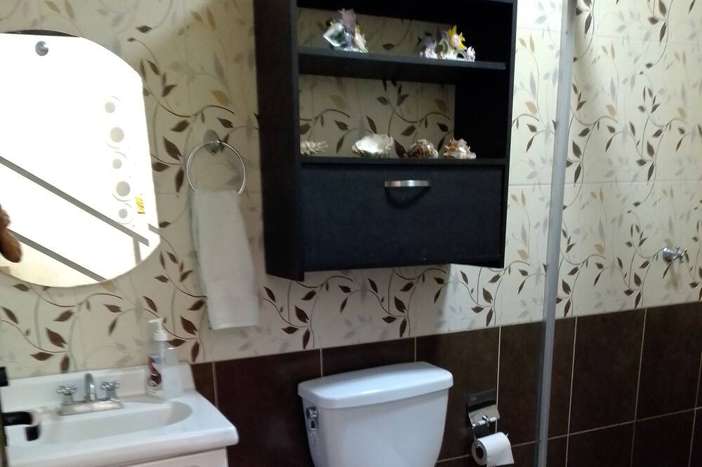 Photo of Bathroom in Camecuaro