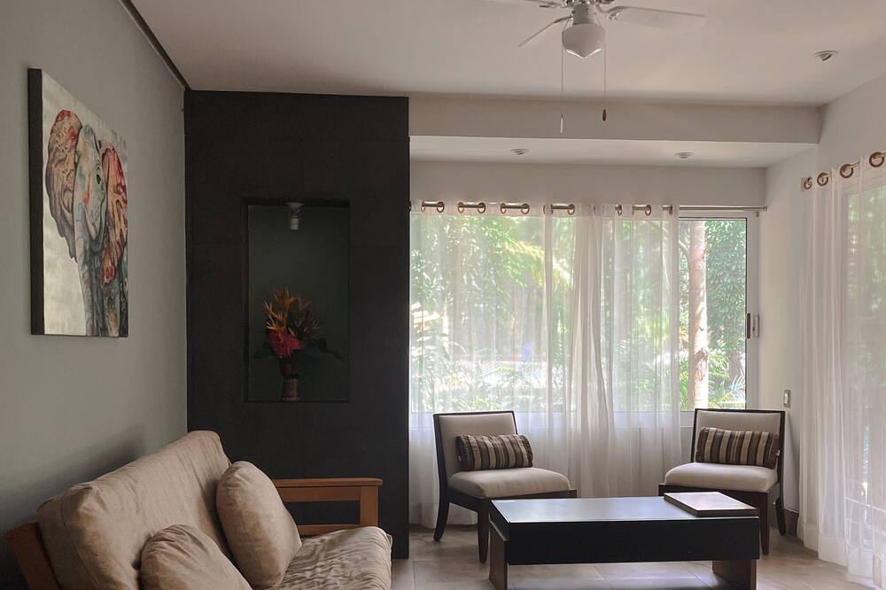 Photo of Livingroom in Boulevard Barra Vieja