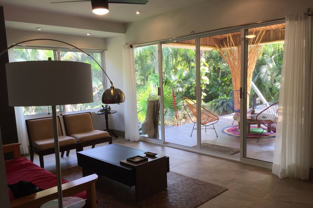 Photo of Livingroom in Boulevard Barra Vieja