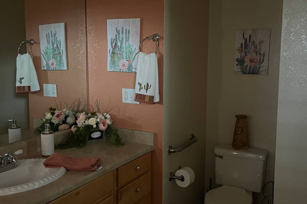 Photo of Bathroom in Foothills