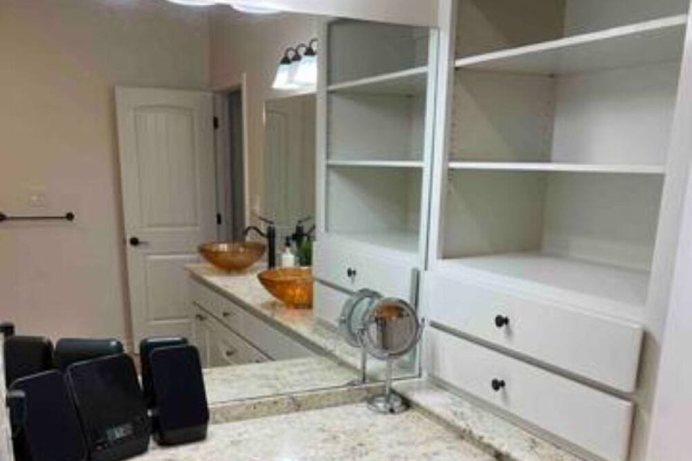 Photo of Bedroom in Harlingen