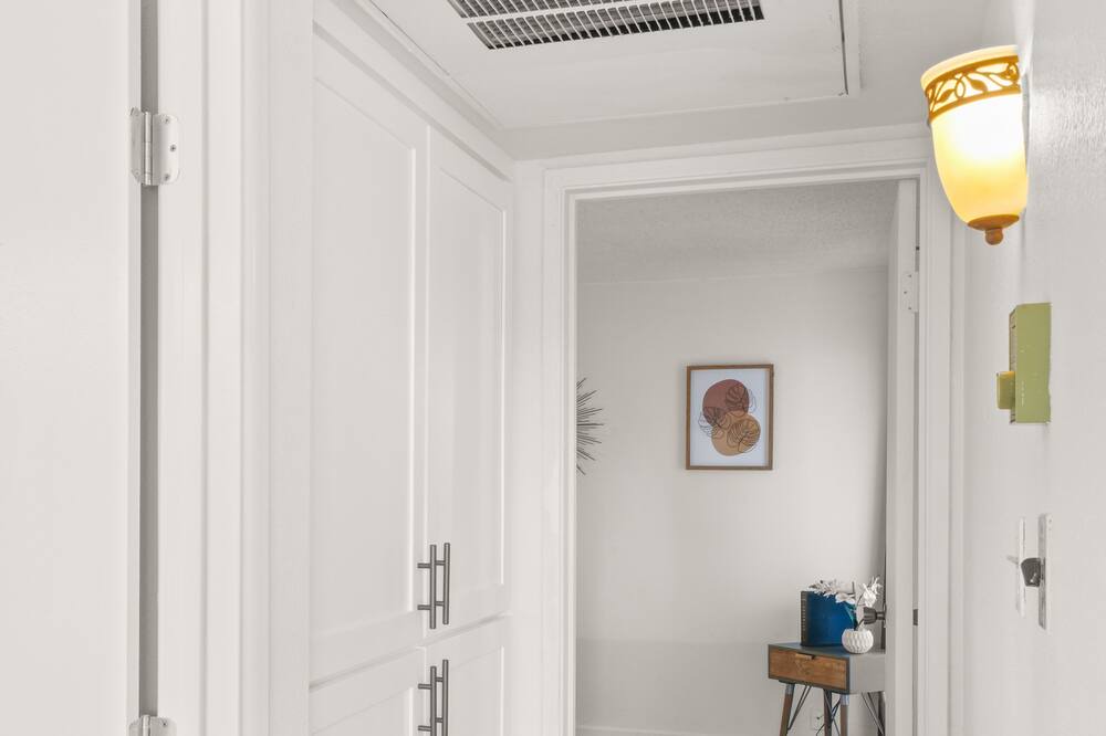 Photo of Bedroom in Entertainment District