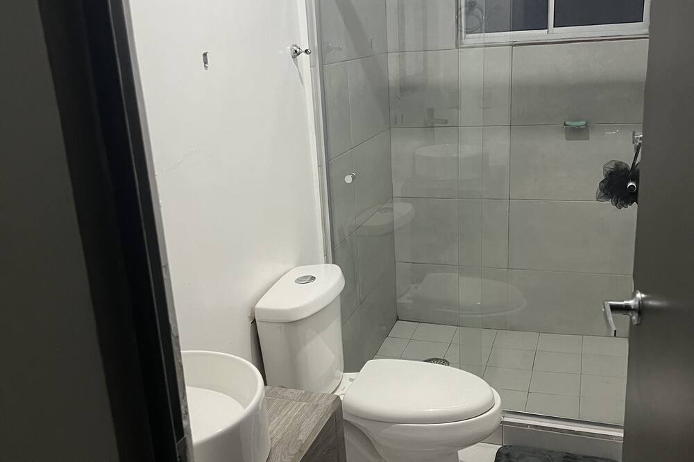 Photo of Bathroom in La Joya